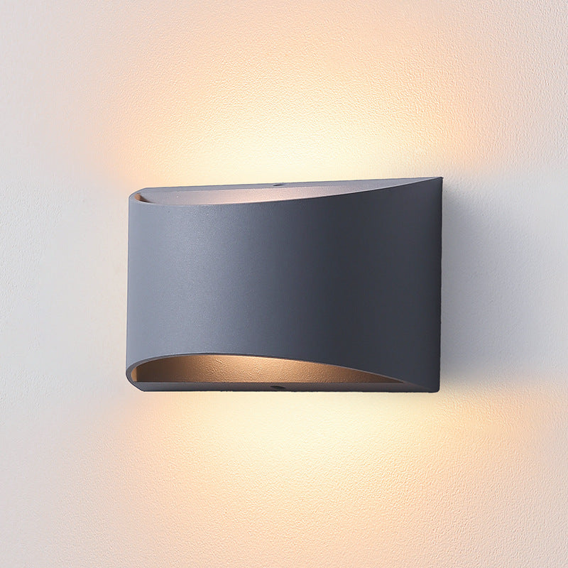 Curved Aluminum Up Down Outdoor Light