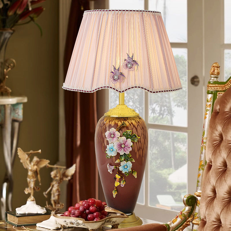 Enamel Glass Vase Pleated Table Lamp