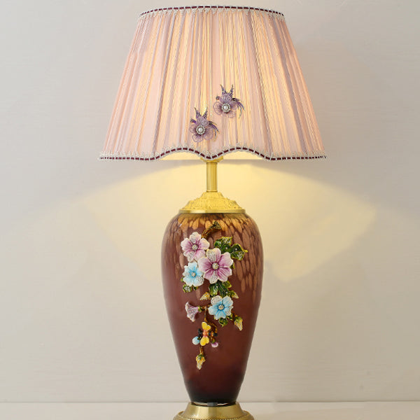 Enamel Glass Vase Pleated Table Lamp