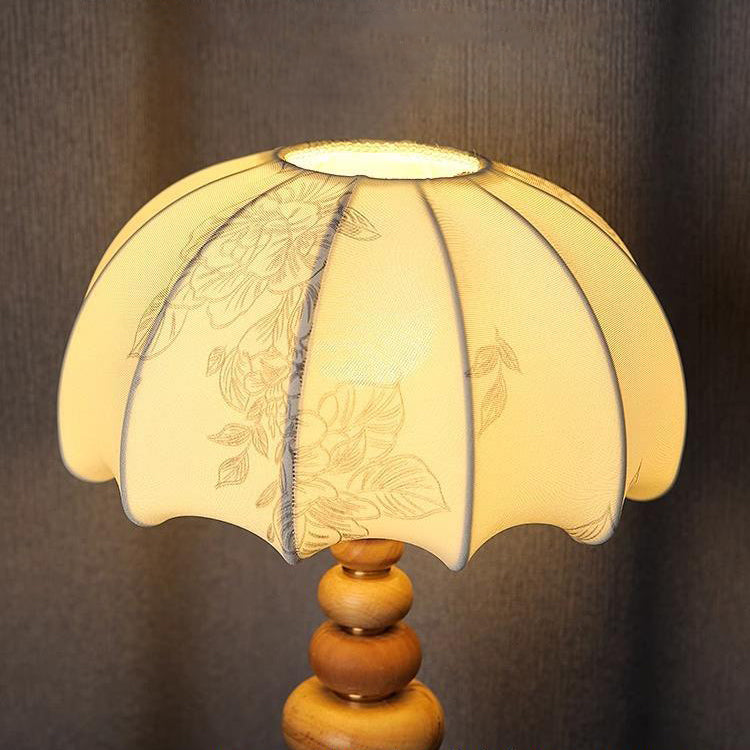Fabric Round Solid Wood Table Lamp