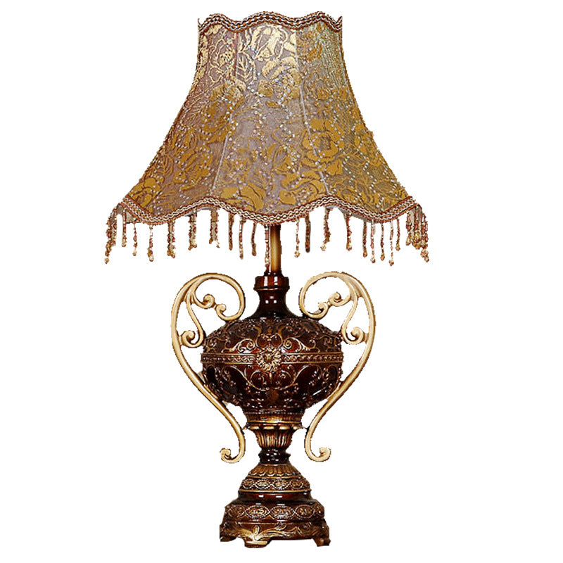 Palace Lace Fabric Tassel Table Lamp