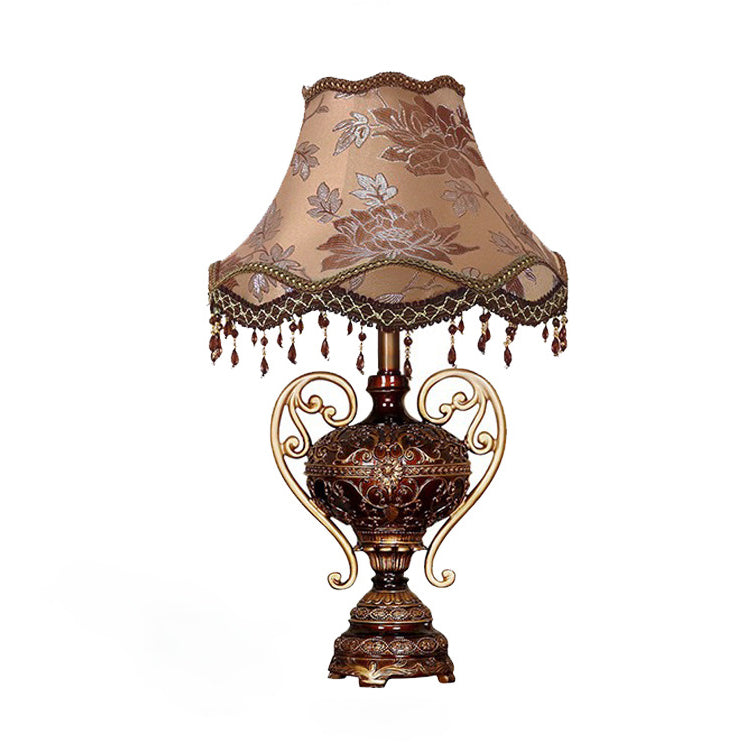 Palace Lace Fabric Tassel Table Lamp