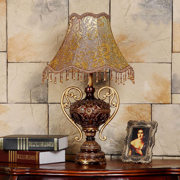 Palace Lace Fabric Tassel Table Lamp