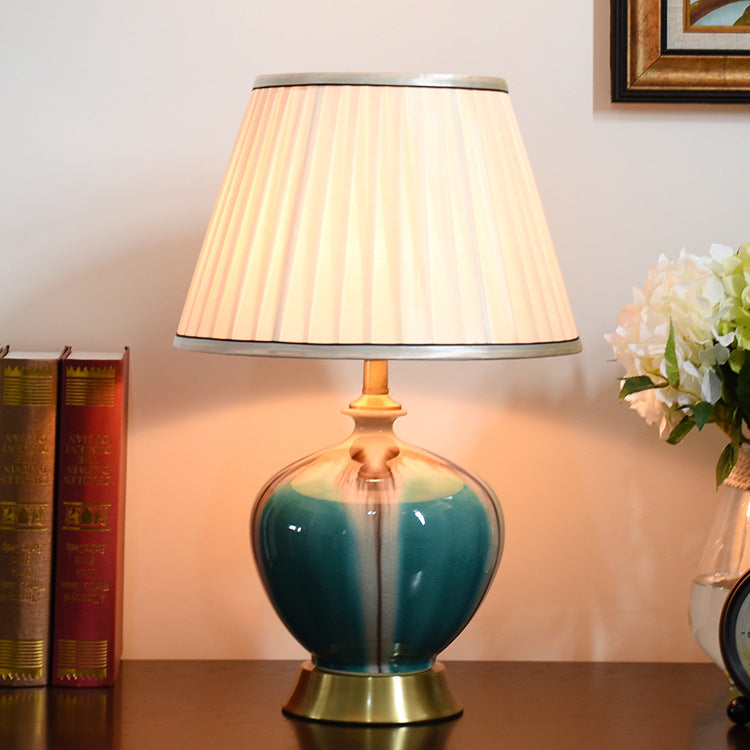 Pleated Fabric Ceramic Vase Table Lamp