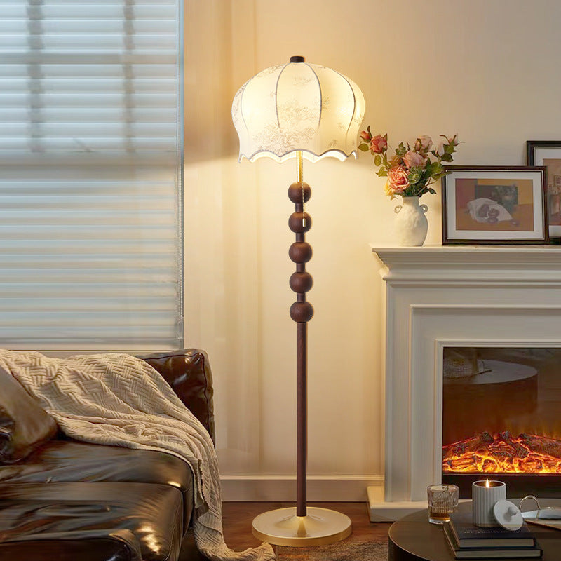 Traditional Vintage Flower Pattern 3-Light Floor Lamp