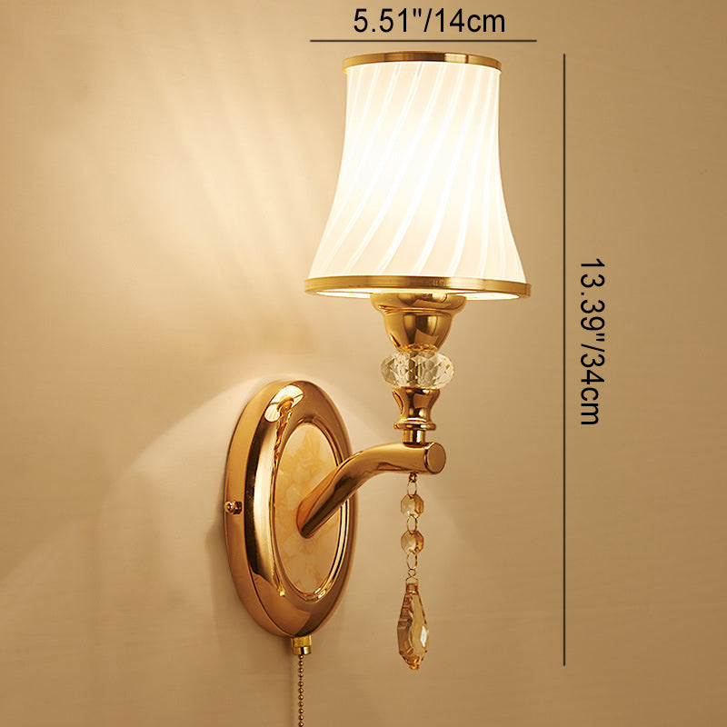 Zinc Alloy Glass Curved Wall Lamp
