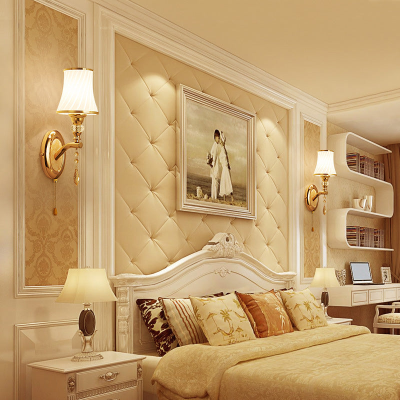 Zinc Alloy Glass Curved Wall Lamp