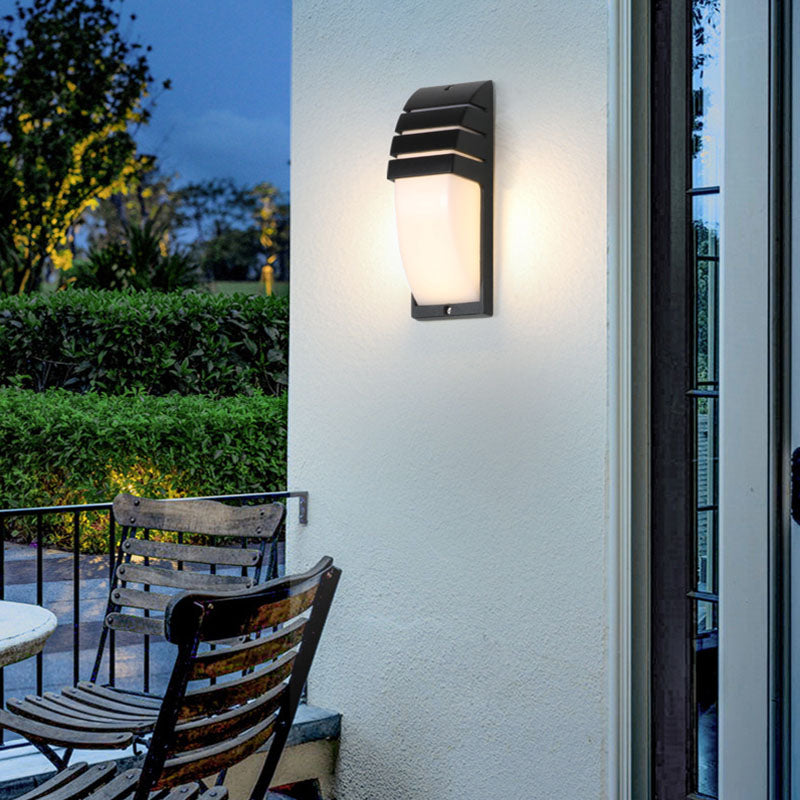 Arc Aluminum Acrylic Human Outdoor Light