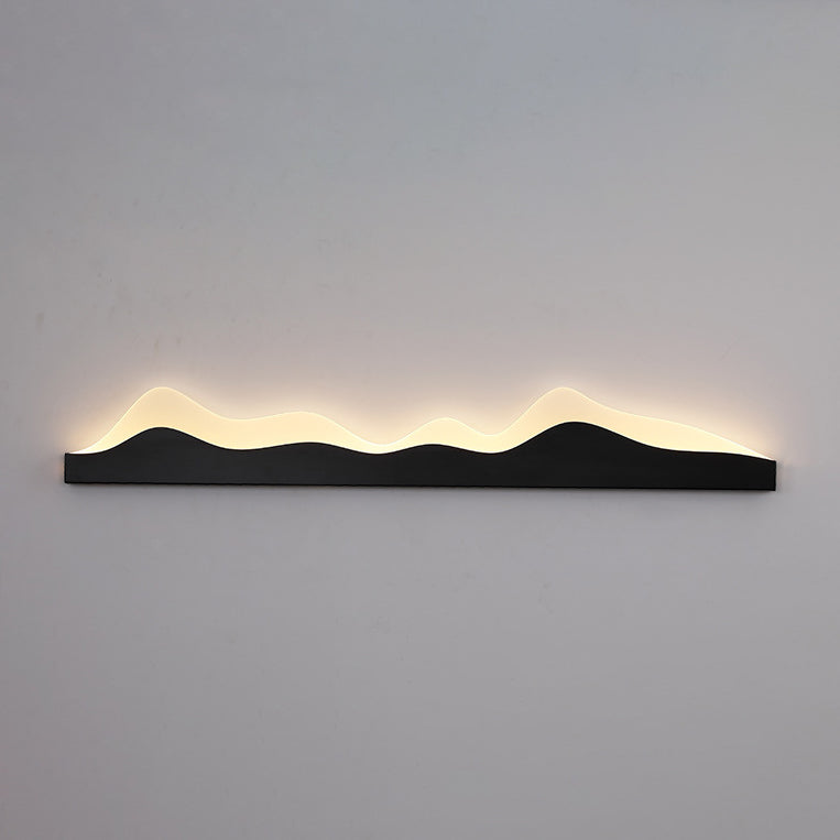 Zen Mountain Peak Iron Outdoor Light