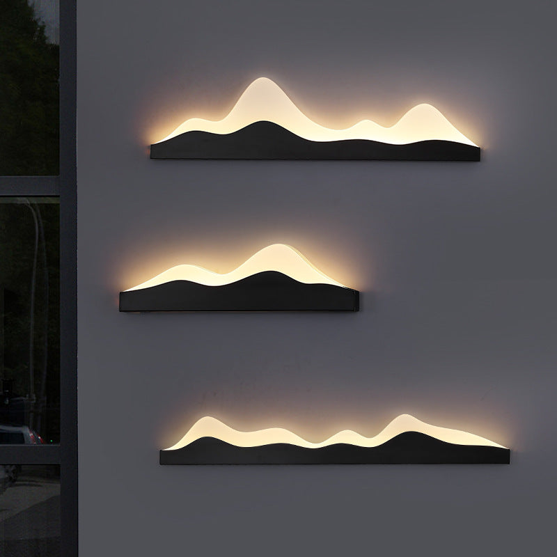 Zen Mountain Peak Iron Outdoor Light