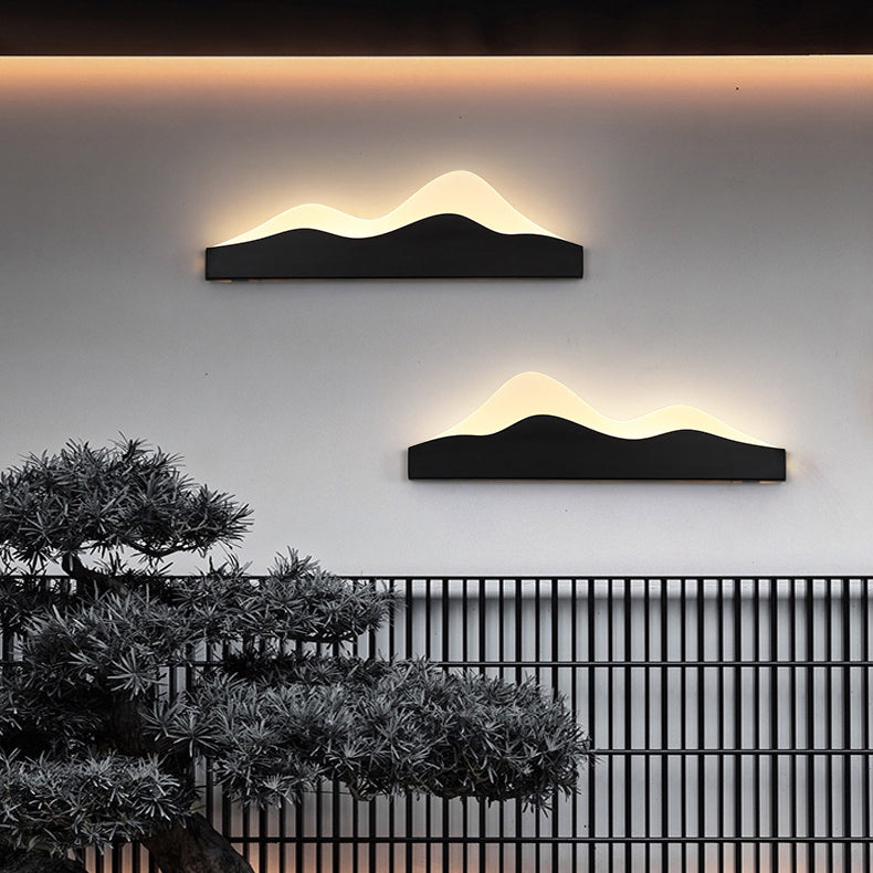 Zen Mountain Peak Iron Outdoor Light