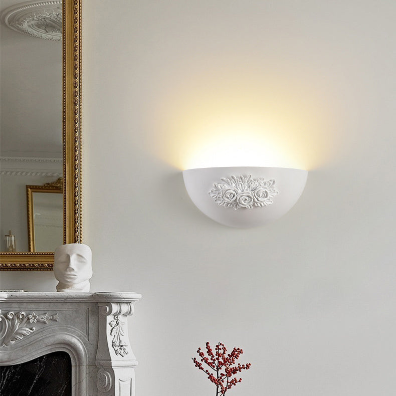 Semicircular Carved Resin Hardware Wall Lamp