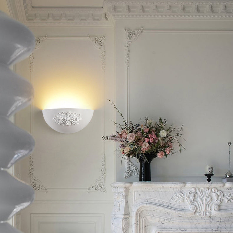 Semicircular Carved Resin Hardware Wall Lamp