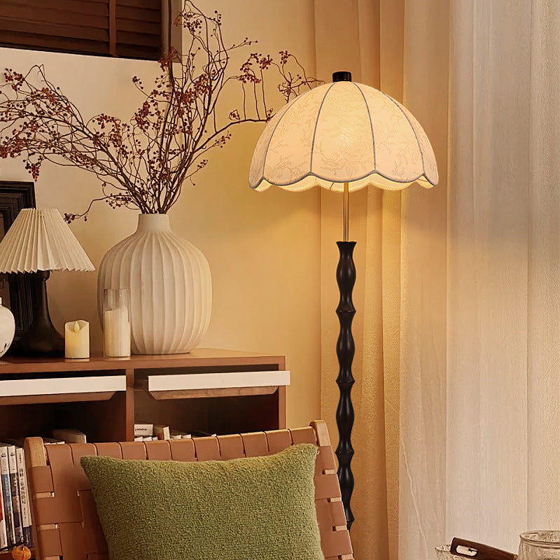 Fabric Round Iron Wood Floor Lamp