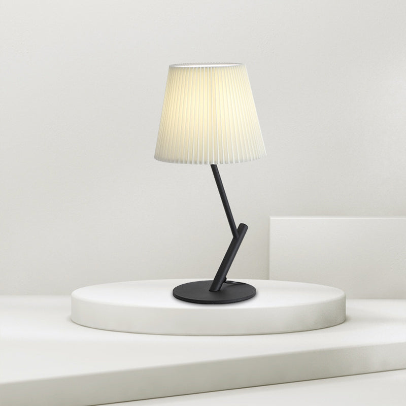 Pleated Fabric Hardware Tube Table Lamp
