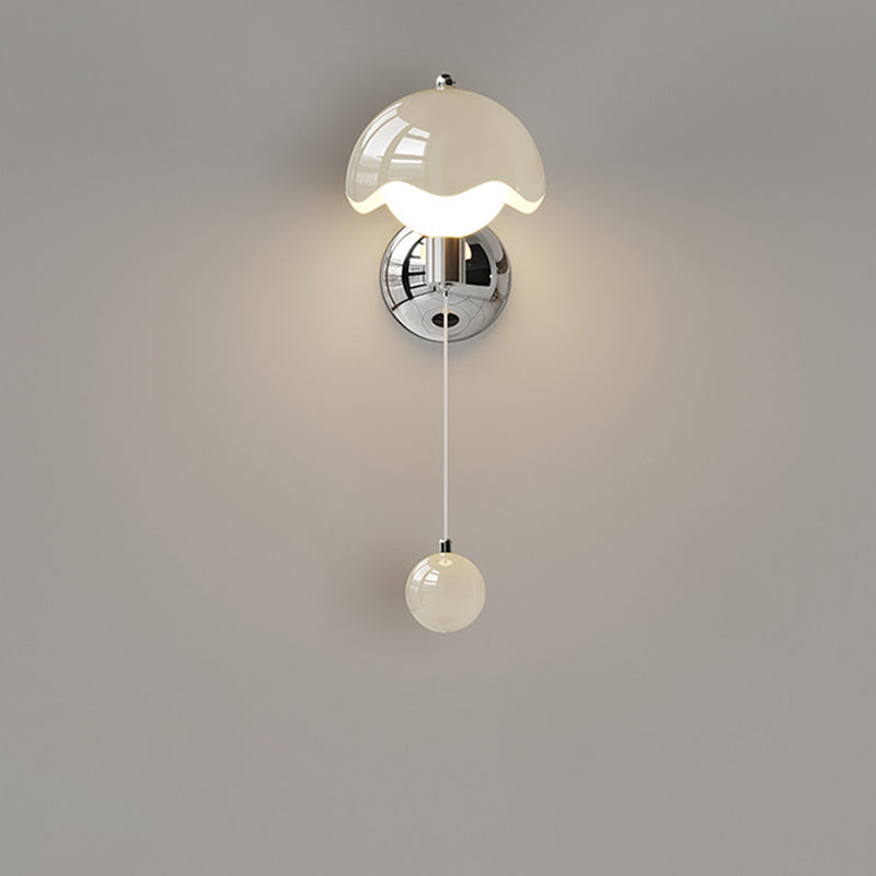 Iron PE Round Ball Wall Lamp