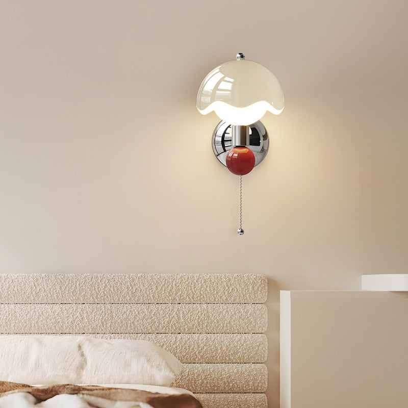 Iron PE Round Ball Wall Lamp