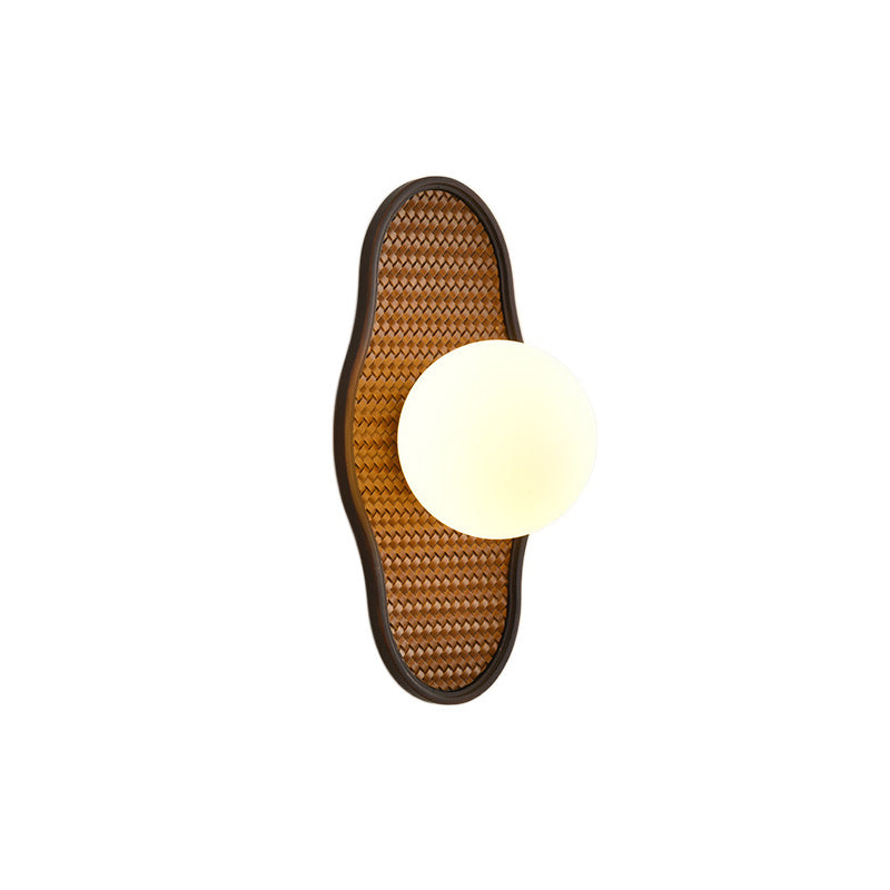 Solid Wood Pea Pod Wall Lamp