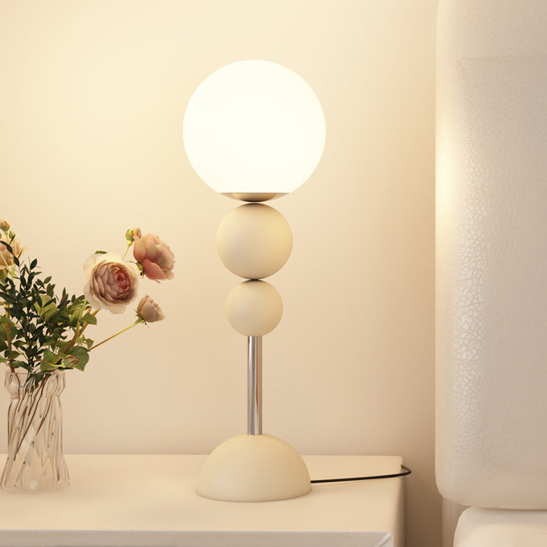 Iron PE Round Ball Table Lamp