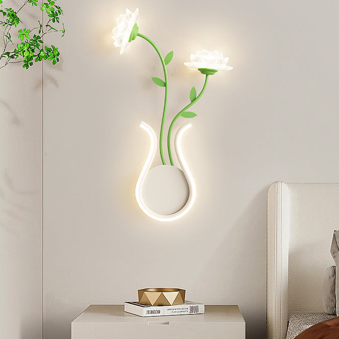 Iron Rose Flower Glass Wall Lamp