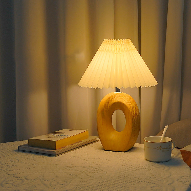 Pleated Fabric Wood Grain Table Lamp