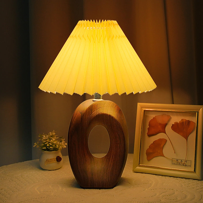 Pleated Fabric Wood Grain Table Lamp