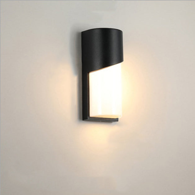 Aluminum Acrylic Semicircle Garden Outdoor Light