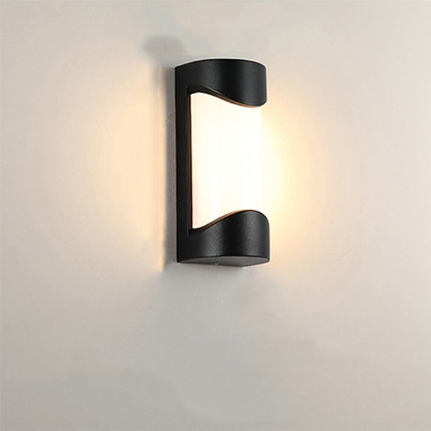 Aluminum Acrylic Semicircle Garden Outdoor Light