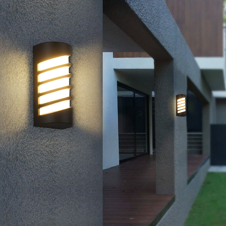 Aluminum Acrylic Semicircle Garden Outdoor Light