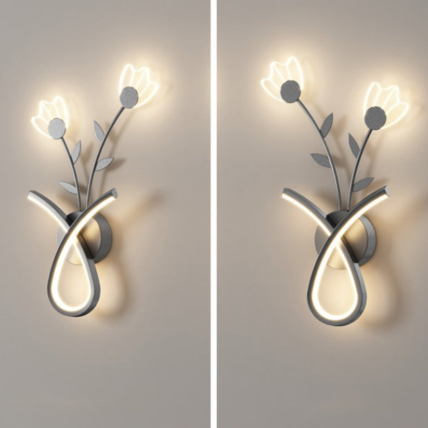 Iron Acrylic Flower Living Wall Lamp