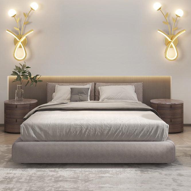 Iron Acrylic Flower Living Wall Lamp