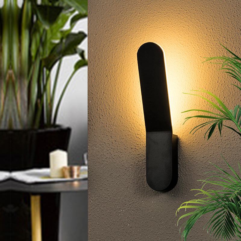 Rounded Aluminum Strip Living Wall Lamp