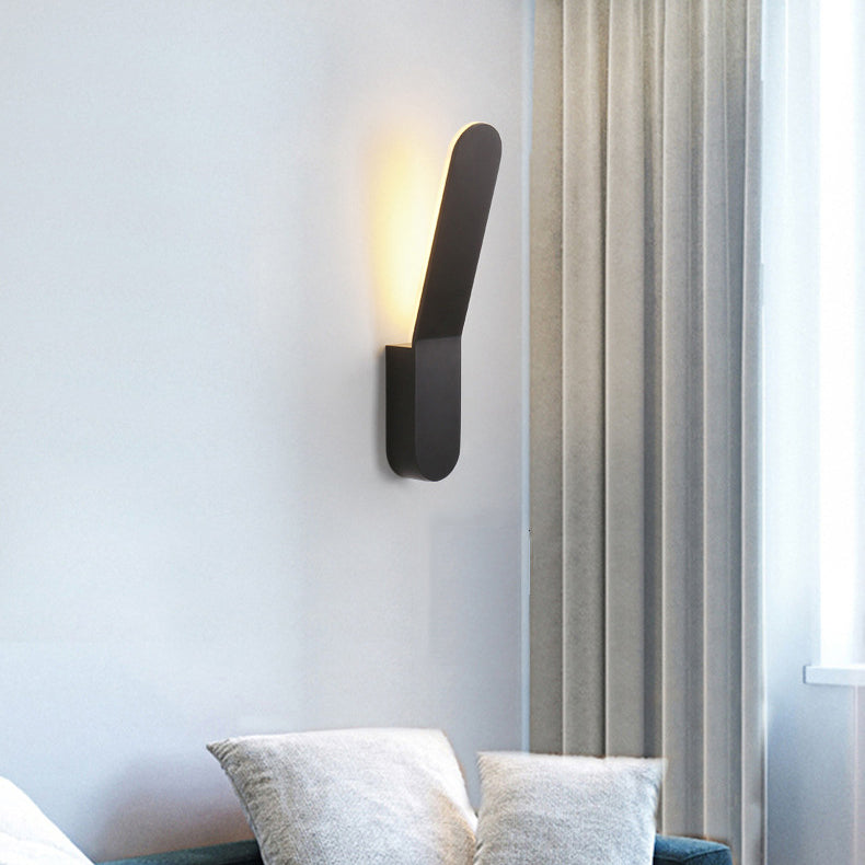 Rounded Aluminum Strip Living Wall Lamp