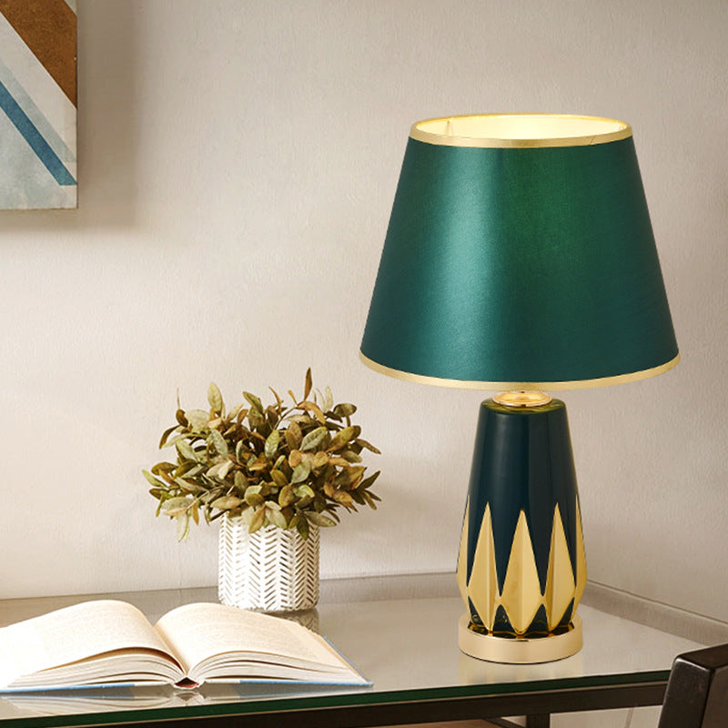 Fabric Round Ceramic Alloy Table Lamp