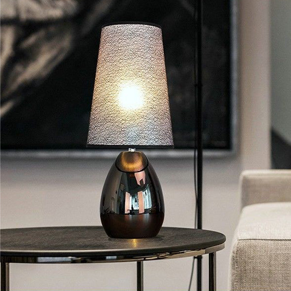 Fabric Hardware Round Bedroom Table Lamp