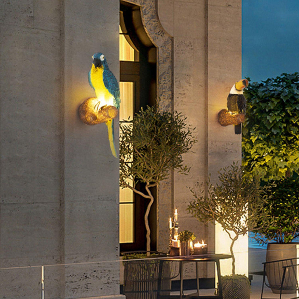 Resin Imitation Animal Toucan Outdoor Light