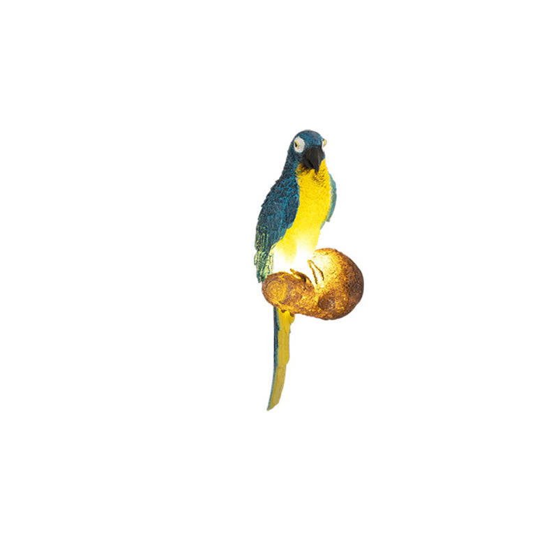 Resin Imitation Animal Toucan Outdoor Light