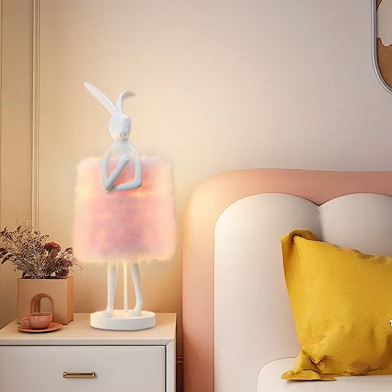 Rabbit Metal Feather Round Table Lamp