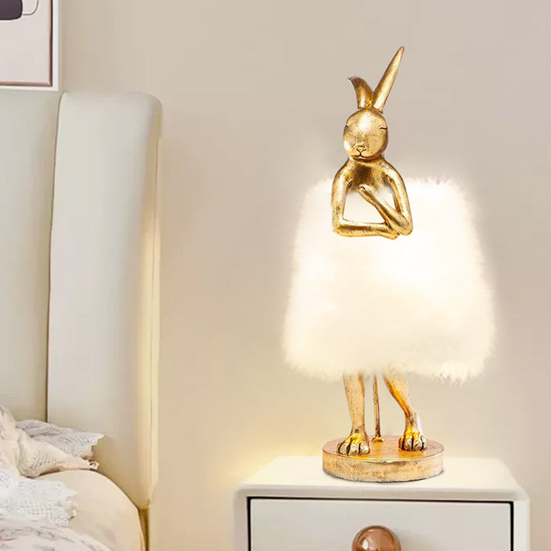 Rabbit Metal Feather Round Table Lamp
