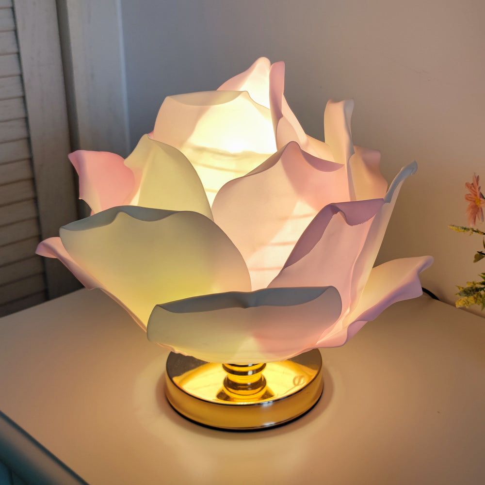 Lotus Flower Fabric Hardware Table Lamp