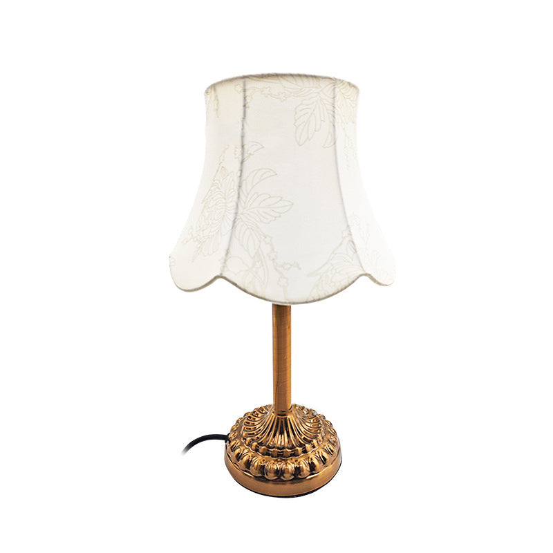 Fabric Hardware Round Bedroom Table Lamp