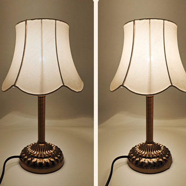 Fabric Hardware Round Bedroom Table Lamp