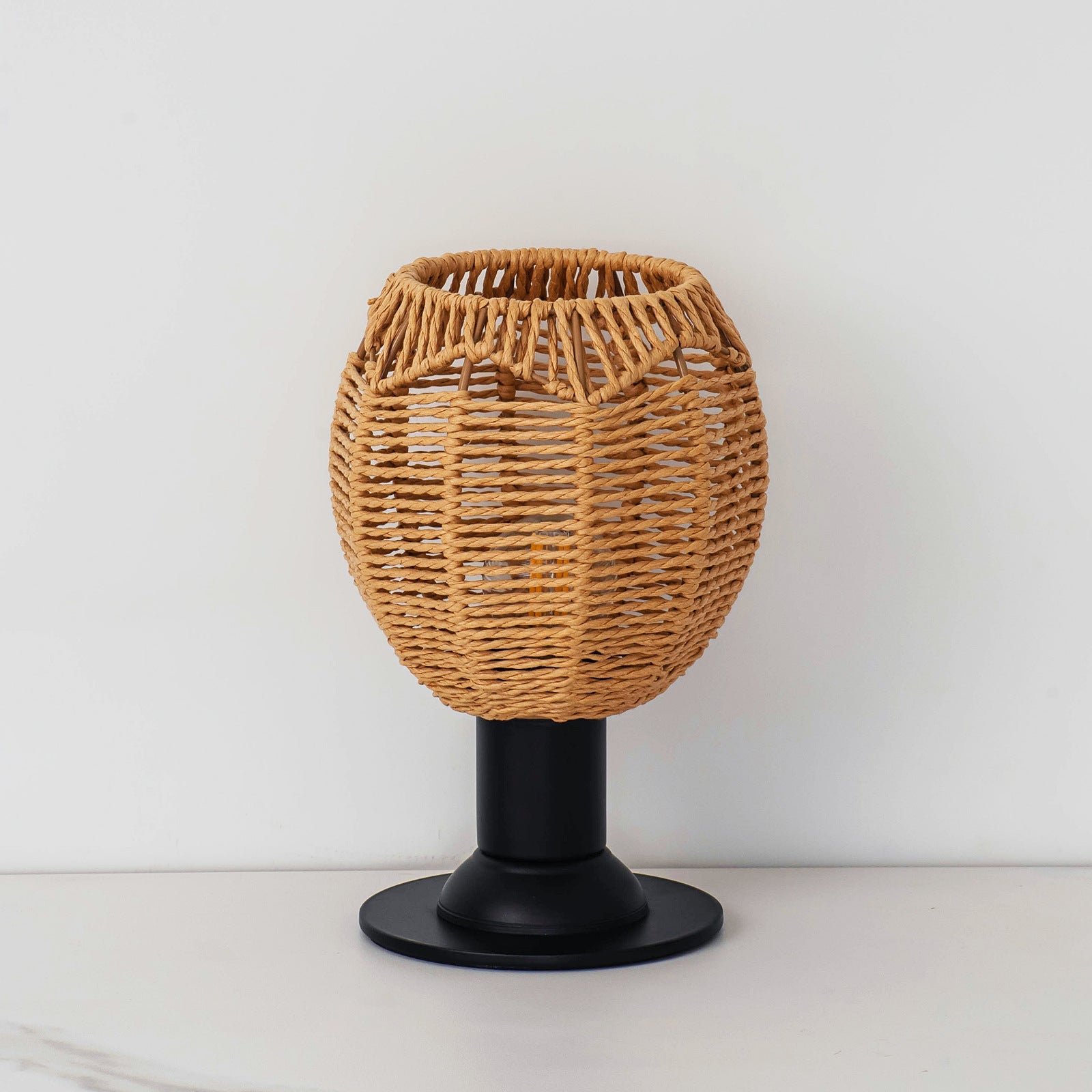 Hemp Rope Weaving Cage Table Lamp