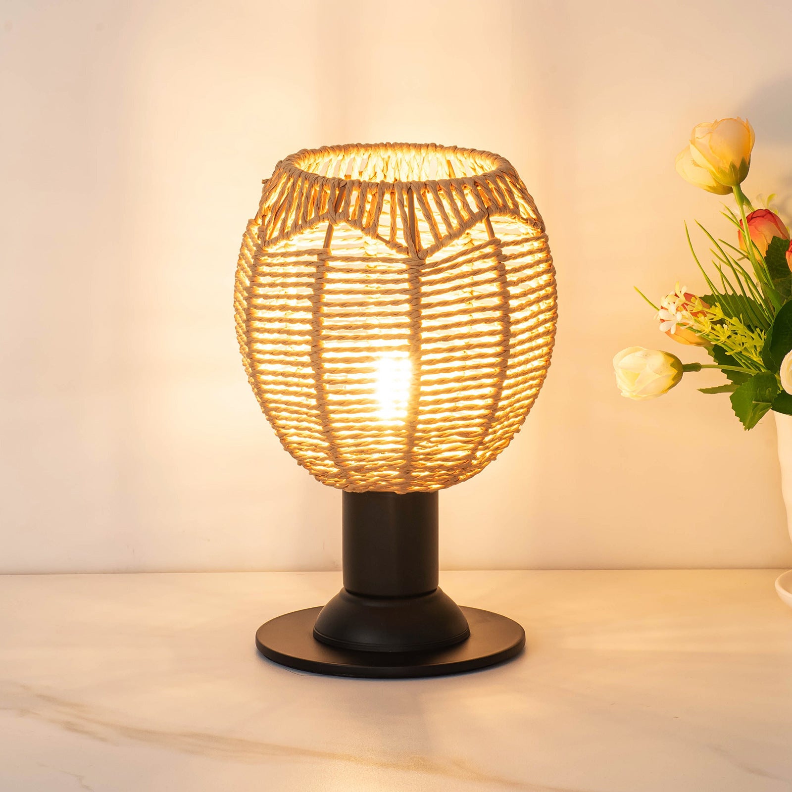 Hemp Rope Weaving Cage Table Lamp