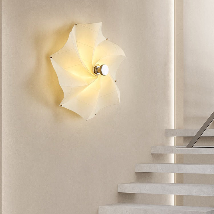 Rotating Scaling Flower Fabric Wall Lamp