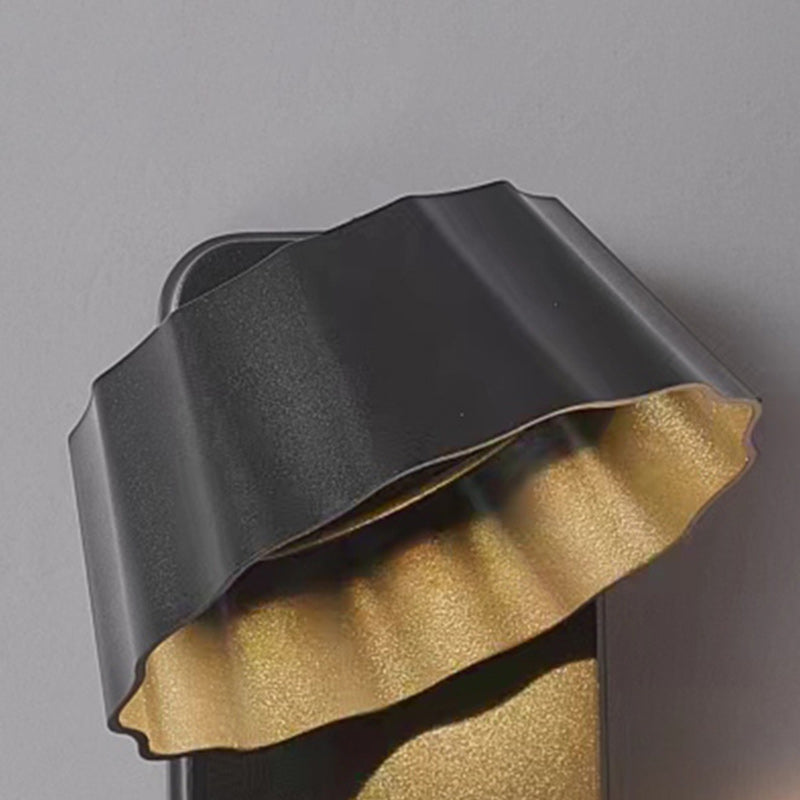 Aluminum Pleated Round Garden Outdoor Light