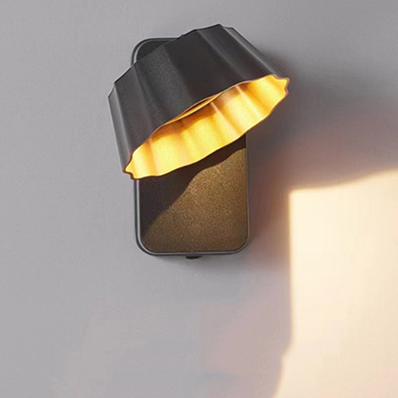 Aluminum Pleated Round Garden Outdoor Light