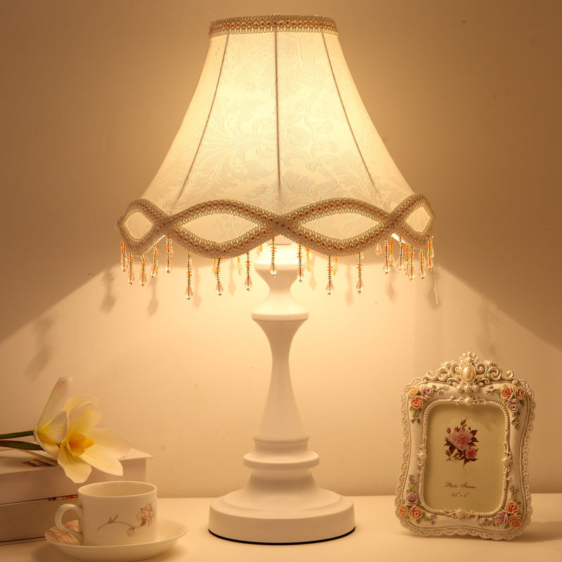 Shabby Chic Flower Pattern Table Lamp