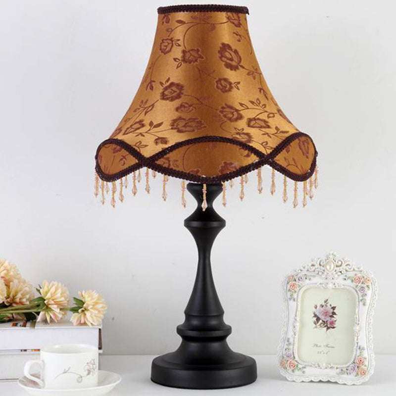 Shabby Chic Flower Pattern Table Lamp