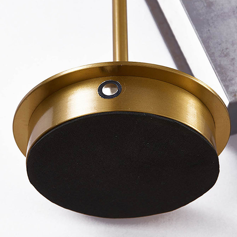 Pointed Round Metal Bedroom Table Lamp